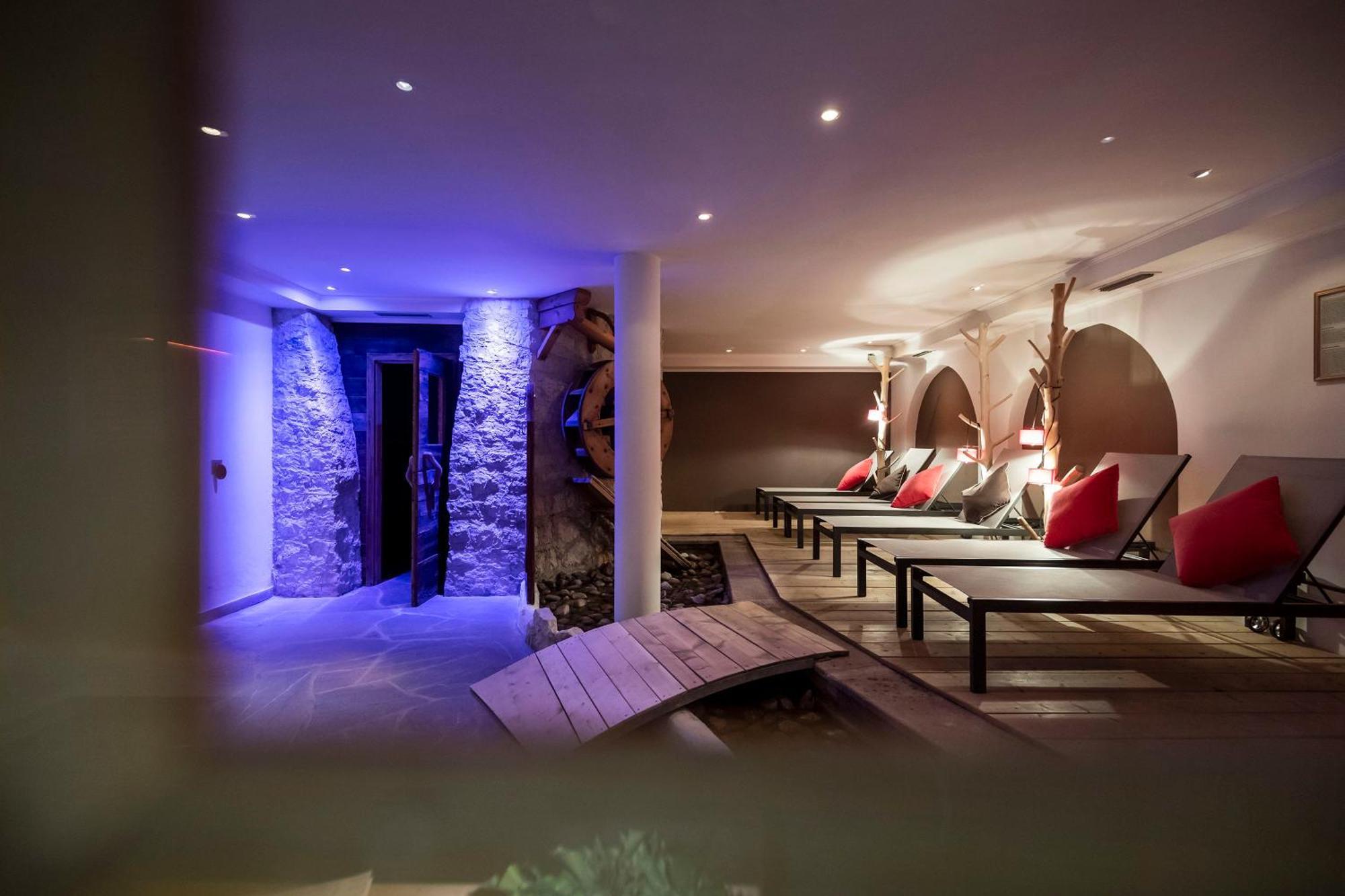 Hotel Acadia - Adults Mountain Home Selva di Val Gardena Extérieur photo